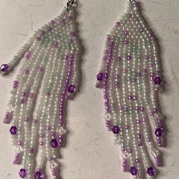 Chic Lavender Beaded Earrings - Picture 2 of 4